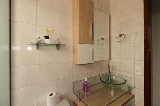 Banheiro de apartamento à venda com 2 quartos, 62m² em Vila Príncipe de Gales, Santo André