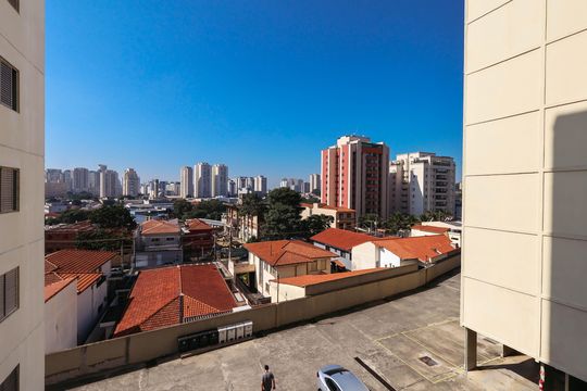 Quarto 1 de apartamento para alugar com 2 quartos, 57m² em Vila Monumento, São Paulo