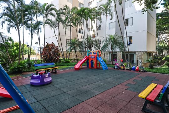 Playground de apartamento para alugar com 2 quartos, 57m² em Vila Monumento, São Paulo