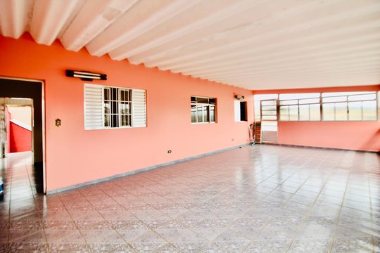 Varanda de casa à venda com 4 quartos, 145m² em Parque Savoy City, São Paulo