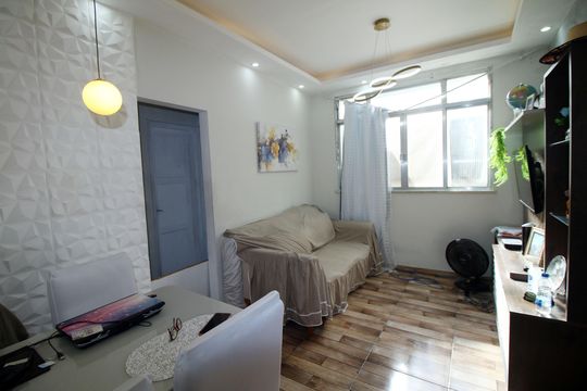 Apartamento à venda com 2 quartos, 55m² em Olaria, Rio de Janeiro