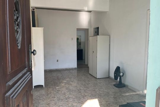 Sala de casa à venda com 2 quartos, 90m² em São Domingos, Niterói