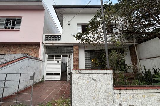 Fachada de casa à venda com 5 quartos, 180m² em Vila da Saúde, São Paulo