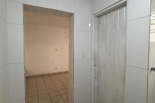 Cozinha de casa à venda com 5 quartos, 180m² em Vila da Saúde, São Paulo