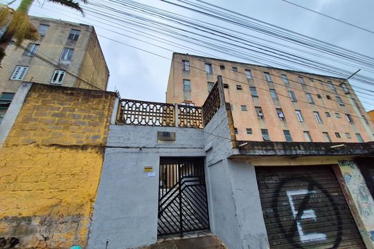 Fachada de apartamento para alugar com 2 quartos, 44m² em Cidade Tiradentes, São Paulo