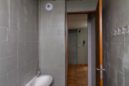 Banheiro de apartamento para alugar com 2 quartos, 44m² em Cidade Tiradentes, São Paulo