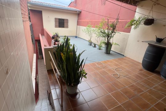 Quintal de casa à venda com 3 quartos, 200m² em Vila Nossa Senhora de Fatima, Guarulhos