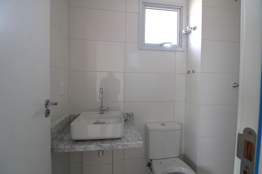 Banheiro 1 de kitnet/studio à venda com 1 quarto, 25m² em Vila da Saúde, São Paulo