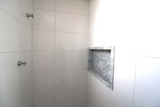 Banheiro 1 de kitnet/studio à venda com 1 quarto, 25m² em Vila da Saúde, São Paulo