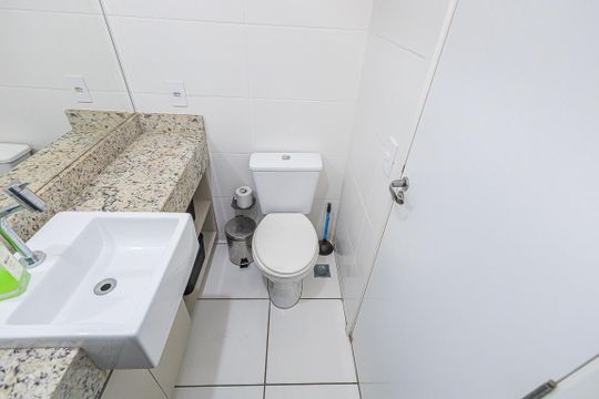 suite de apartamento à venda com 3 quartos, 70m² em Planalto, Belo Horizonte