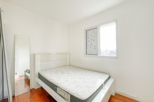 Quarto 1 de apartamento para alugar com 2 quartos, 54m² em Centro, Osasco