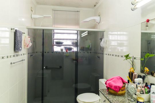 Banheiro 1 de casa para alugar com 3 quartos, 550m² em Vila Prudente, São Paulo