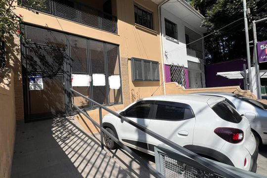 Fachada de casa para alugar com 4 quartos, 180m² em Paraíso, São Paulo