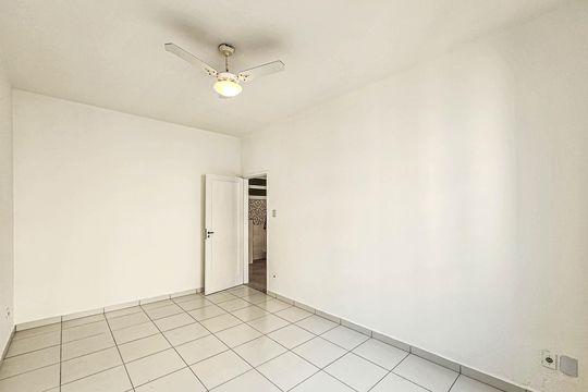 Quarto 1  de apartamento para alugar com 2 quartos, 86m² em Vila Lopes, Jacareí