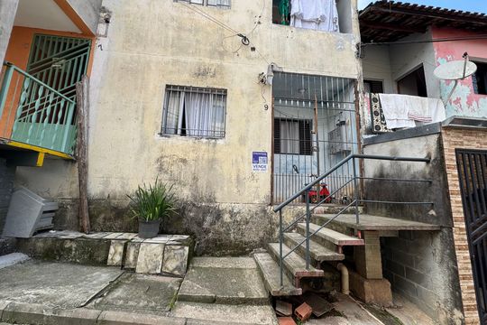 Fachada com PLACA de casa à venda com 2 quartos, 52m² em Padroeira, Osasco