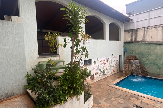 Área comum de casa à venda com 2 quartos, 500m² em Adalgisa, Osasco