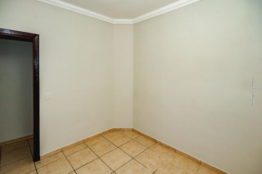 Casa para alugar com 3 quartos, 180m² em Santa Monica, Belo Horizonte