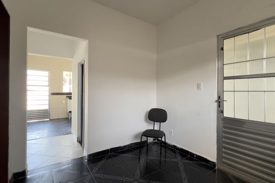 Sala de casa para alugar com 2 quartos, 250m² em Jardim Normandia, Guarulhos