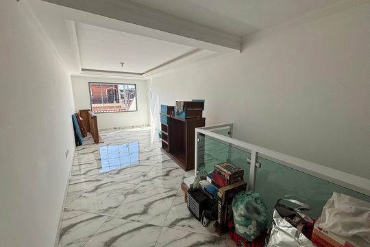 Sala de casa à venda com 3 quartos, 95m² em Vila Paulistania, São Paulo