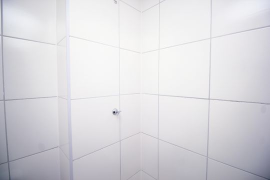 Banheiro de apartamento à venda com 2 quartos, 35m² em Santa Maria, Santo André
