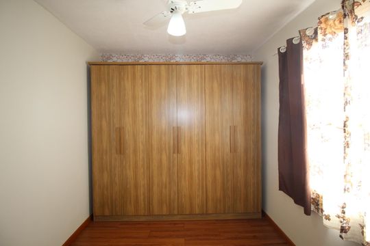 Quarto 2 de apartamento à venda com 2 quartos, 59m² em Rubem Berta, Porto Alegre