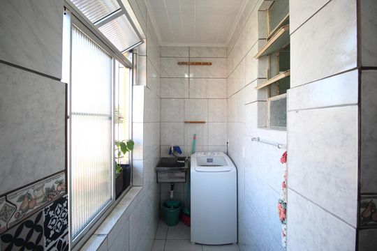 Área de Serviço de apartamento à venda com 2 quartos, 59m² em Rubem Berta, Porto Alegre
