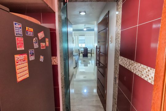Corredor de acesso a cozinha e área de serviço  de apartamento à venda com 3 quartos, 85m² em Penha Circular, Rio de Janeiro