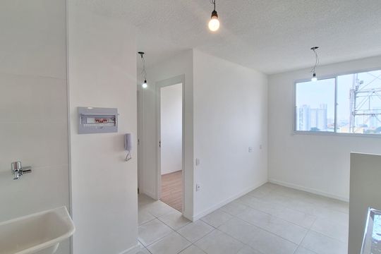 Sala/Cozinha/Área de serviço  de apartamento à venda com 2 quartos, 33m² em Barra Funda, São Paulo