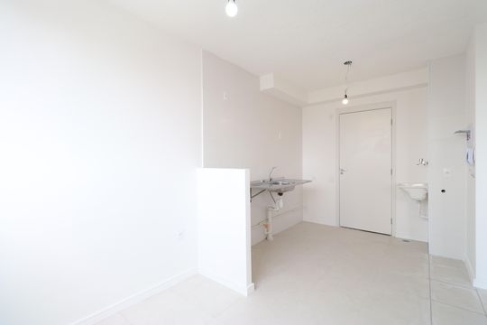 Sala/Cozinha/Área de serviço  de apartamento à venda com 2 quartos, 33m² em Barra Funda, São Paulo