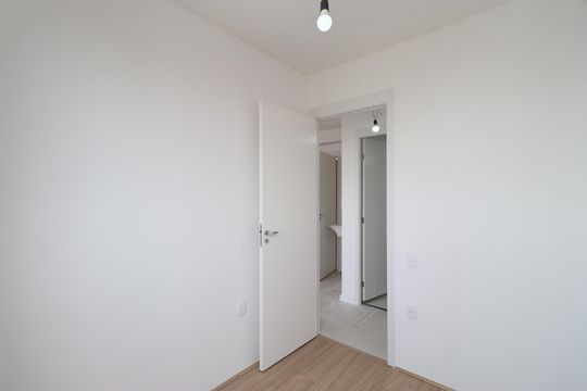 Quarto 1 de apartamento à venda com 2 quartos, 33m² em Barra Funda, São Paulo