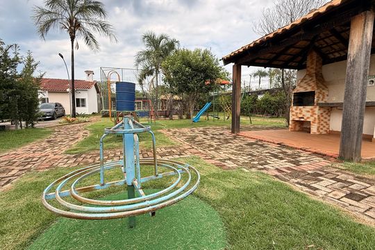 Área comum - Playground de casa de condomínio à venda com 3 quartos, 73m² em Jardim Gardênia, Goiânia