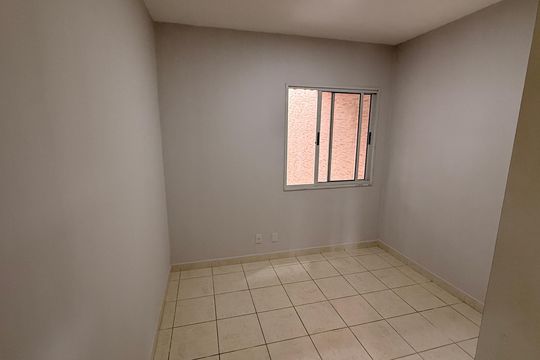 Quarto 2 de casa de condomínio à venda com 3 quartos, 73m² em Jardim Gardênia, Goiânia