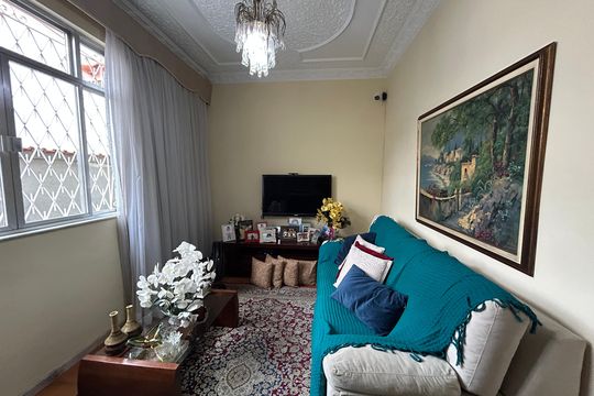 Sala de casa à venda com 3 quartos, 220m² em Vila Valqueire, Rio de Janeiro