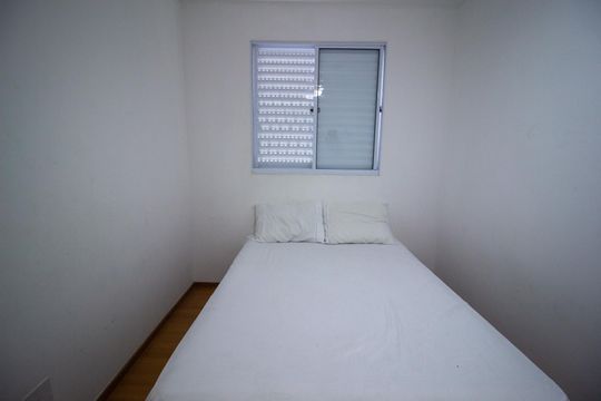 Quarto 2 de apartamento para alugar com 2 quartos, 40m² em Jardim Karolyne, Votorantim