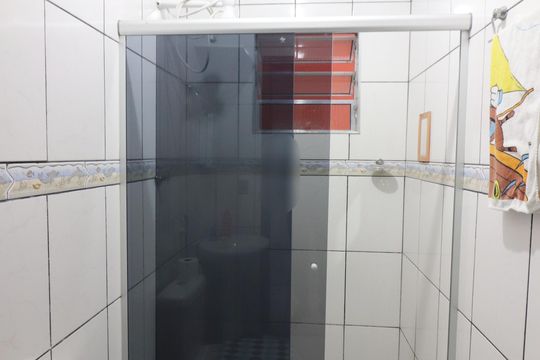Banheiro Social de casa à venda com 3 quartos, 203m² em Vila Kiko, São Bernardo do Campo