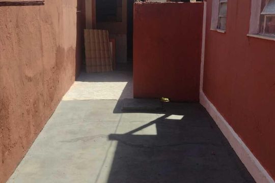 Área externa de casa para alugar com 2 quartos, 40m² em Centro, Nilópolis
