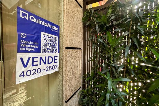 Placa de apartamento à venda com 3 quartos, 76m² em Copacabana, Rio de Janeiro