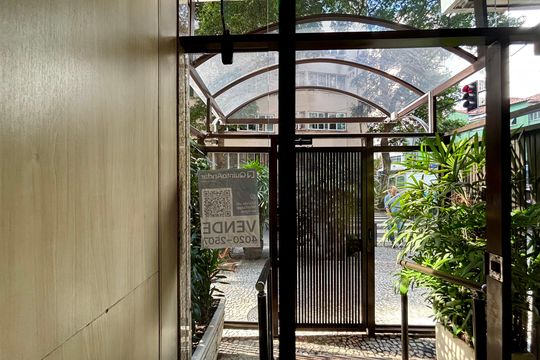 Placa de apartamento à venda com 3 quartos, 76m² em Copacabana, Rio de Janeiro