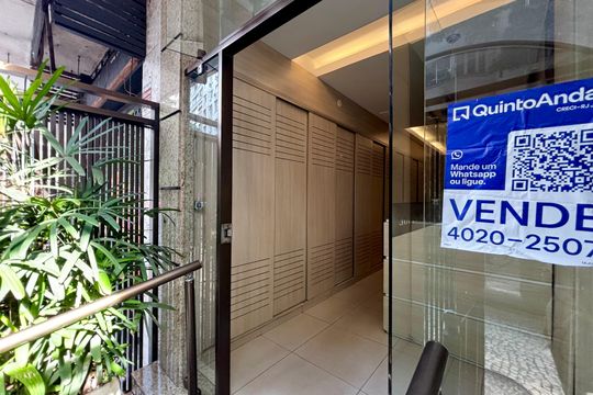 Placa de apartamento à venda com 3 quartos, 76m² em Copacabana, Rio de Janeiro