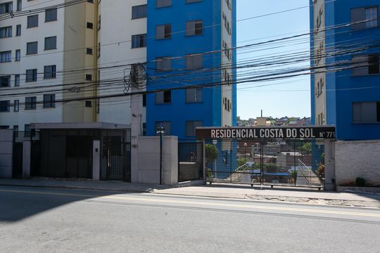 Fachada  de apartamento à venda com 2 quartos, 72m² em Guaianases, São Paulo