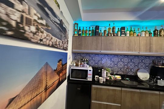 Cozinha de apartamento à venda com 1 quarto, 55m² em Alphaville Conde Ii, Barueri