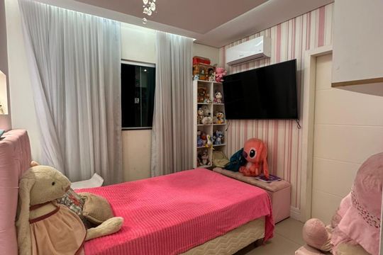 Quarto de casa para alugar com 4 quartos, 200m² em Vila Cristina, Contagem