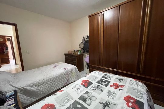 Quarto 2 de casa à venda com 2 quartos, 80m² em Jardim Ester, São Paulo