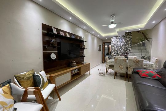 Sala de casa à venda com 2 quartos, 80m² em Jardim Ester, São Paulo
