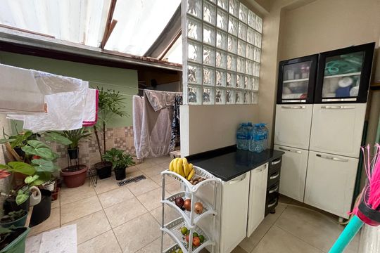 Quintal de casa à venda com 2 quartos, 80m² em Jardim Ester, São Paulo