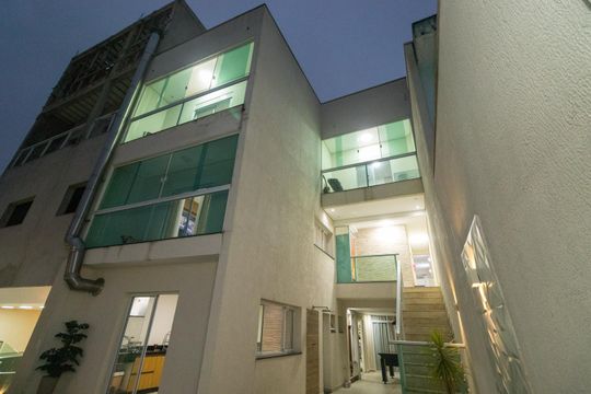 Vista externa de casa para alugar com 4 quartos, 250m² em Jardim Egle, São Paulo