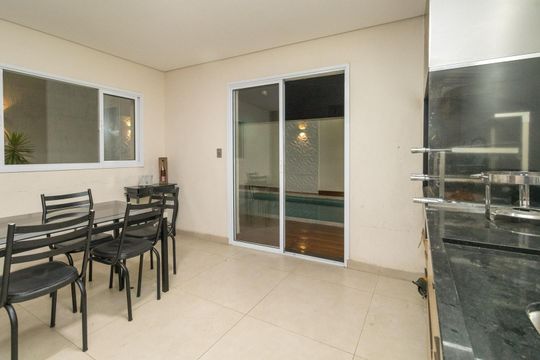 Área comum de casa para alugar com 4 quartos, 250m² em Jardim Egle, São Paulo