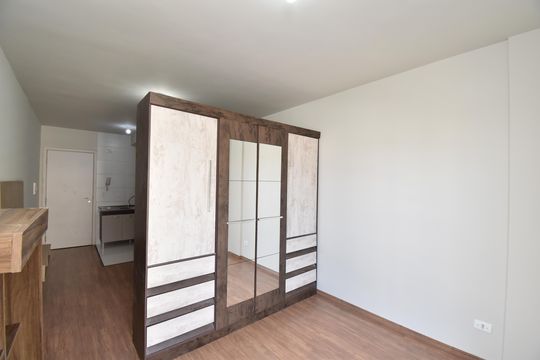 Studio de kitnet/studio à venda com 1 quarto, 27m² em Cristo Rei, Curitiba