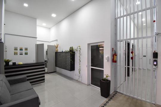Área comum - Portaria de kitnet/studio à venda com 1 quarto, 27m² em Cristo Rei, Curitiba