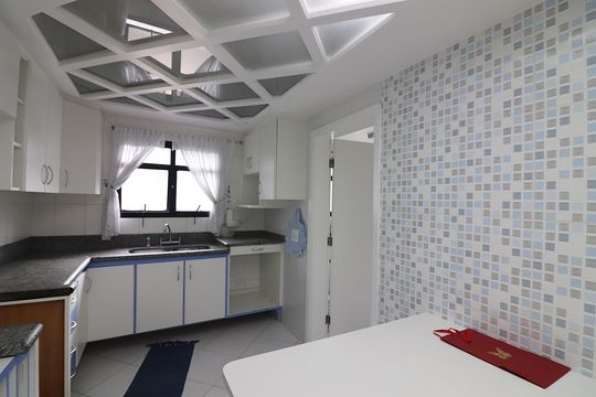 Cozinha  de apartamento à venda com 4 quartos, 164m² em Centro, São Bernardo do Campo